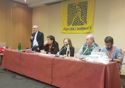 Contratto, Gilda: su funzione docente e orario di lavoro non arretreremo