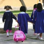 Scuola, il ministro Bussetti: "Io il grembiule lo portavo, favorisce l'inclusione sociale"  la Repubbica.it del 06/05/2019